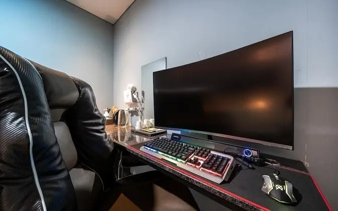 Oda (Semi-special room (NETFLIX viewing av)