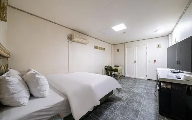 Oda (Standard Room)