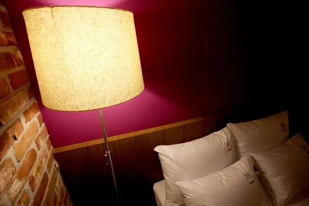 Oda (VIP room A (Latest PC/double bad / NE)