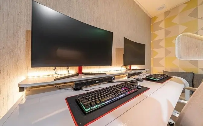 Oda (DoublePC Sangop (Netflix available))