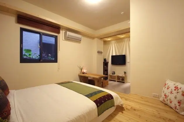 Comfort Tek Büyük Yataklı Oda (202)