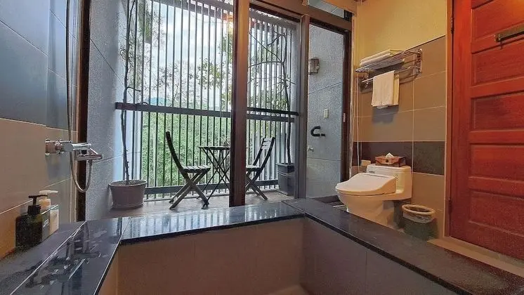 Tek Büyük Yataklı Oda, Dağ Manzaralı (201)