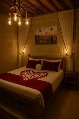 Suite, Manzarasız, Jakuzili (2 Kişilik)