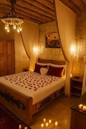 Suite, Manzarasız, Jakuzili (2 Kişilik)