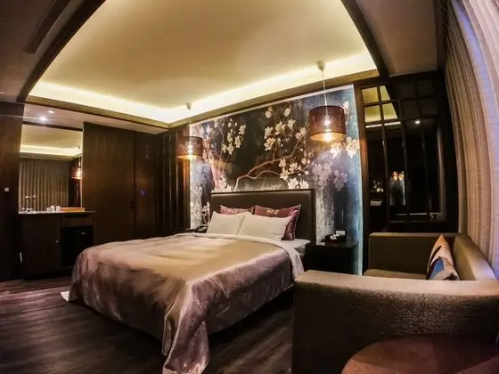 Deluxe Tek Büyük Yataklı Oda