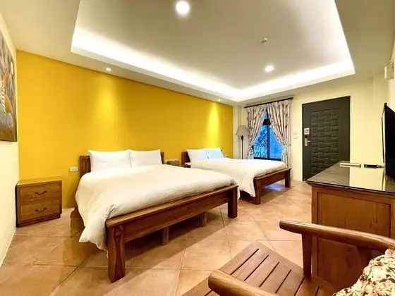 Comfort Dört Kişilik Oda, Avlu Manzaralı