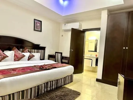 Deluxe Tek Büyük Yataklı Oda