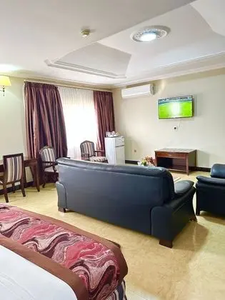 Luxury Süit, Şehir Manzaralı
