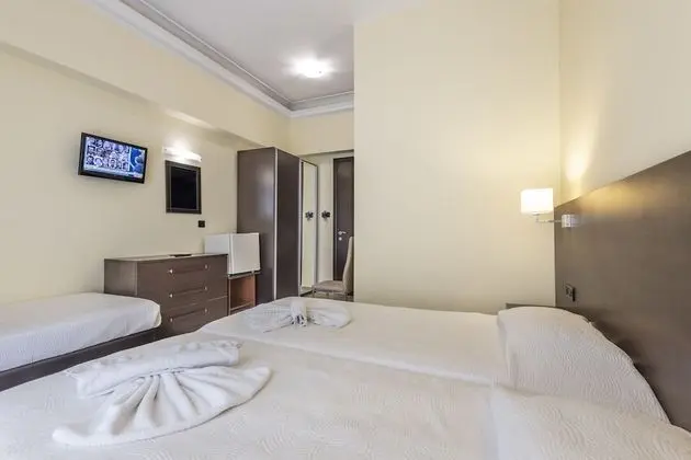 Comfort Tek Büyük veya İki Ayrı Yataklı Oda