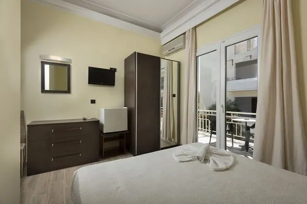 Comfort Tek Büyük veya İki Ayrı Yataklı Oda