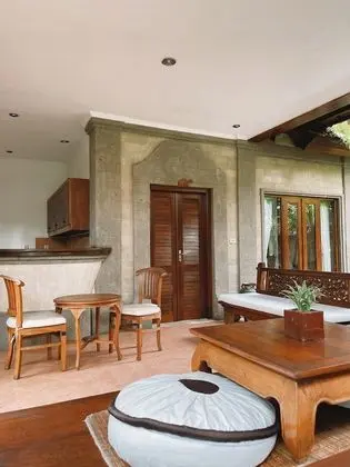 Villa, Bahçeli