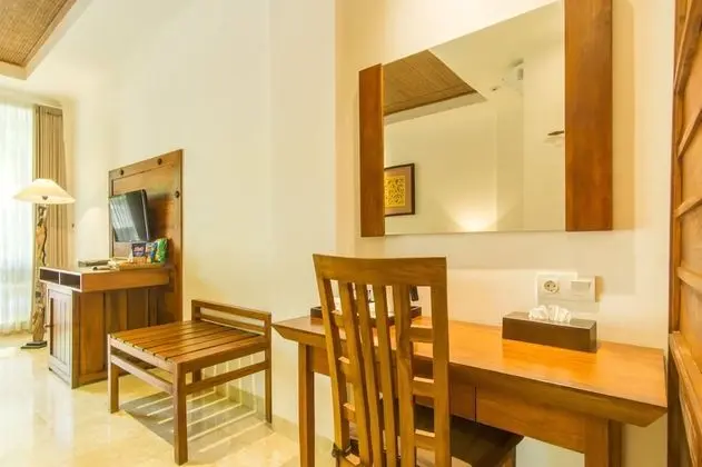 Super Deluxe Double Room with Pool Access