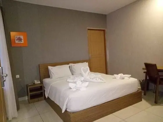 Deluxe Tek Büyük Yataklı Oda