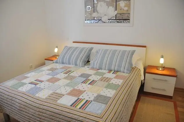 Apart Daire (Sonja - 10m from beach - A2-Zeleni(2+)