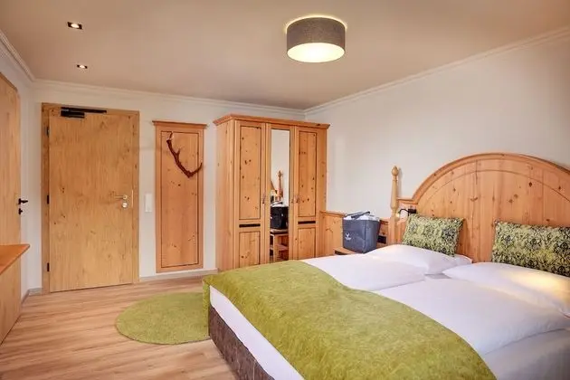 Superior Tek Büyük Yataklı Oda, Balkon, Dağ Manzaralı
