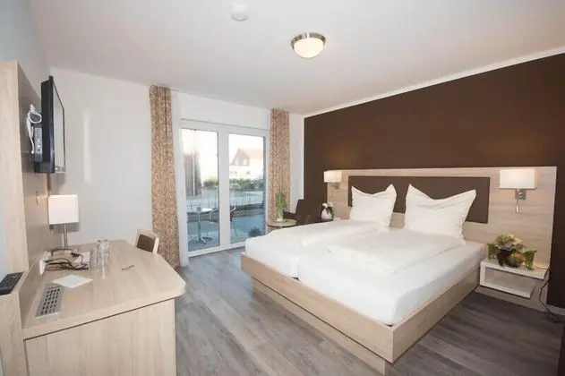 Comfort Tek Büyük Yataklı Oda