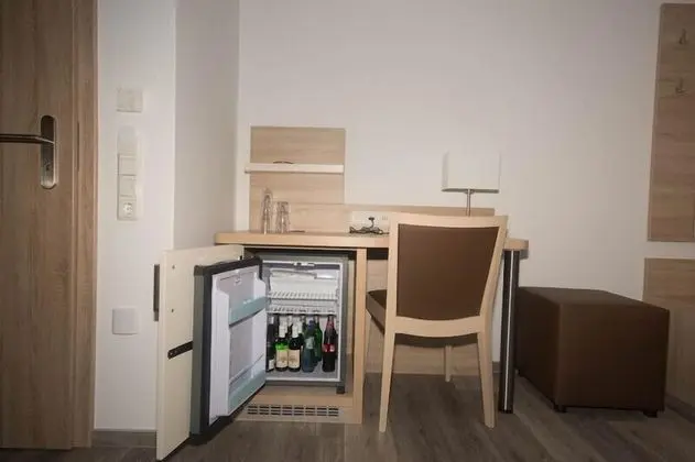 Comfort Tek Büyük Yataklı Oda