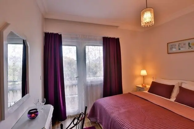 Apart Daire 1 Bahçe Manzaralı