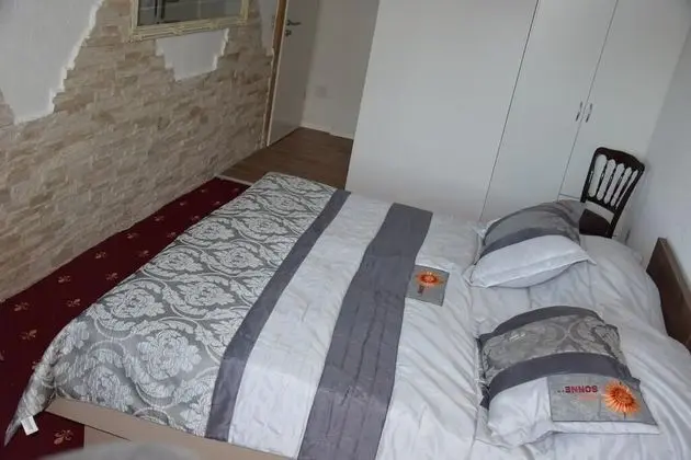 Standard Tek Büyük Yataklı Oda