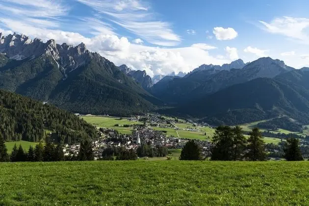 Comfort Tek Büyük veya İki Ayrı Yataklı Oda