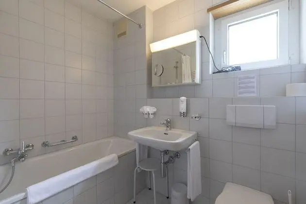 Superior Tek Büyük Yataklı Oda, 2 Tek Kişilik Yatak, Balkon, Ek Bina