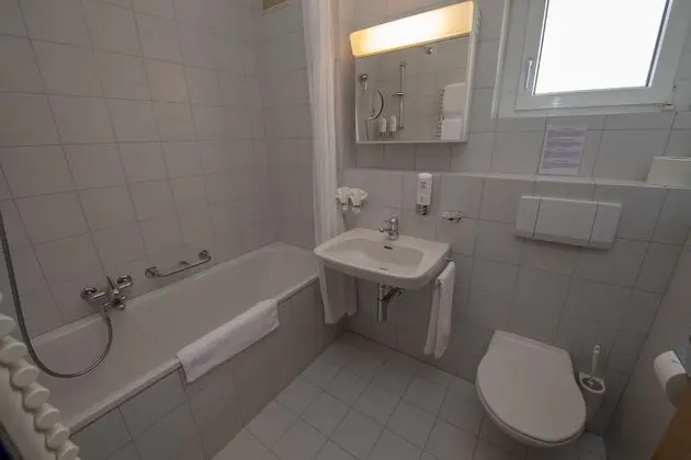 Superior Tek Büyük Yataklı Oda, 2 Tek Kişilik Yatak, Balkon, Ek Bina