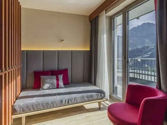 Deluxe Tek Büyük Yataklı Oda, Balkon