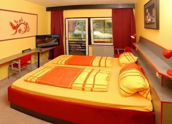 Tek Büyük Yataklı Oda