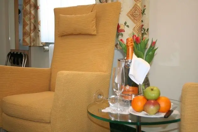 Comfort Tek Büyük veya İki Ayrı Yataklı Oda