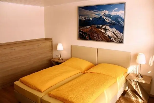 Tek Büyük veya İki Ayrı Yataklı Oda, 1 Yatak Odası, Balkon