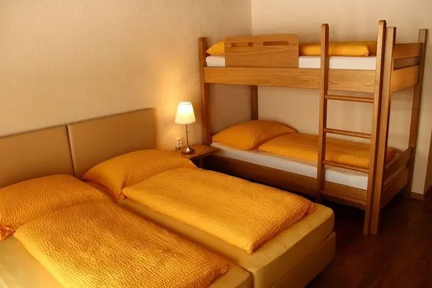 Üç Kişilik Oda, Balkon