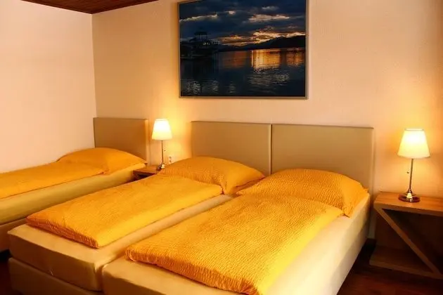 Üç Kişilik Oda, Balkon