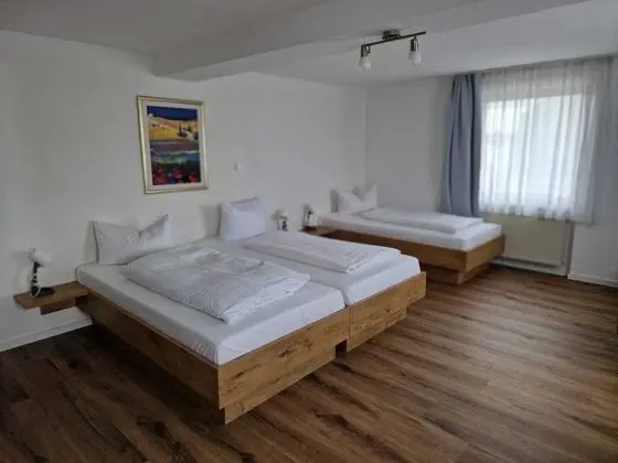 Comfort Üç Kişilik Oda, Banyolu/Duşlu