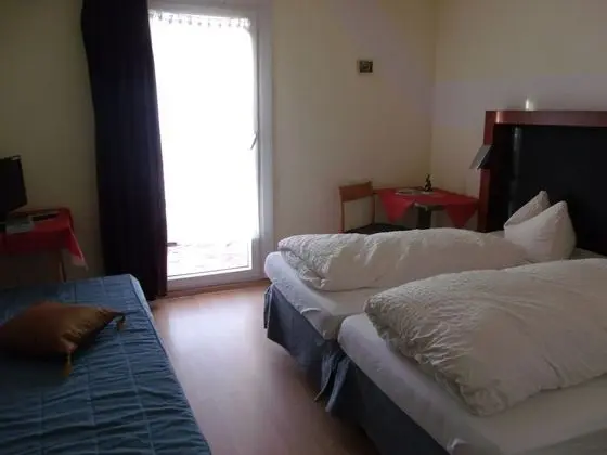 Standard Üç Kişilik Oda