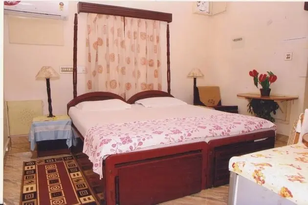 Double Bedroom Non A/C