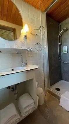 Economy Tek Büyük Yataklı Oda