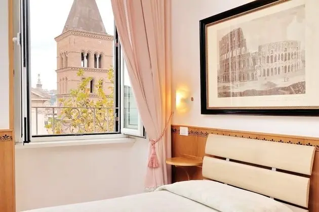 Panoramic Tek Büyük Yataklı Oda