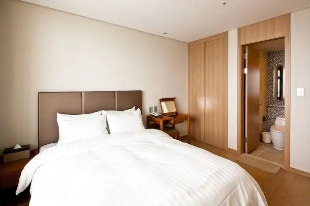 Süit (Ondol or Double bed randomly assigned)