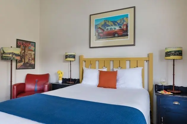 Queen Room