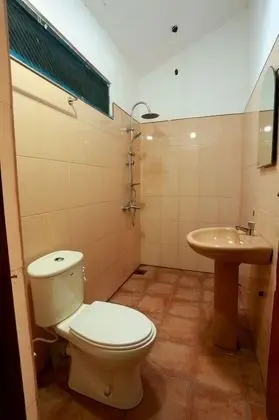 Economy Tek Büyük Yataklı Oda, 1 Yatak Odası, Sigara İçilmez, Bahçe Manzaralı