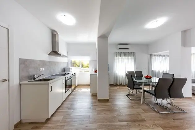 Çatı Katı Süiti (Penthouse)