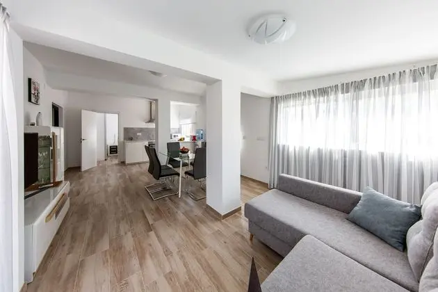 Çatı Katı Süiti (Penthouse)