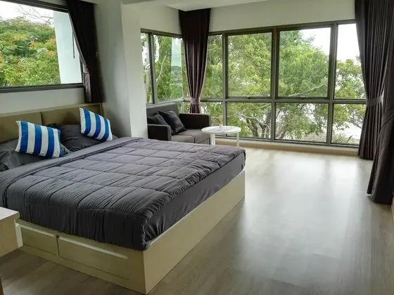 Luxury Beach Front Suites