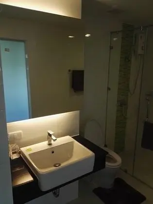 Sea & Pool Suites