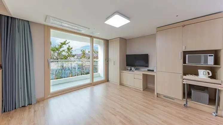 Standard Ondol Room