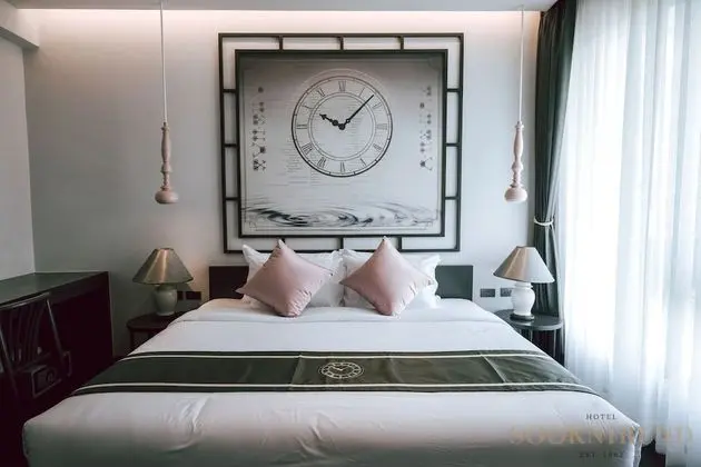 Suite Room