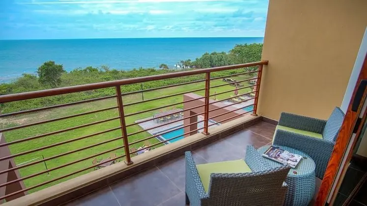 Deluxe Room with Sea View