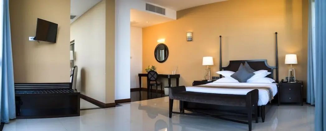 Suite Room with Panoramic Seaview