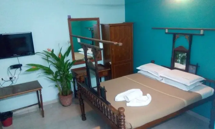 Deluxe Tek Büyük Yataklı Oda, 1 Büyük (Queen) Boy Yatak, Deniz Manzaralı, Denize Bakan