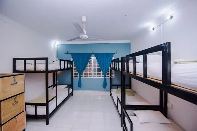 Ortak Ranzalı Oda, Karma Ranzalı Oda (Bed in 6-Bed)